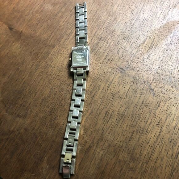 Vanity Fair Ladies watch  - Picture 6 of 8